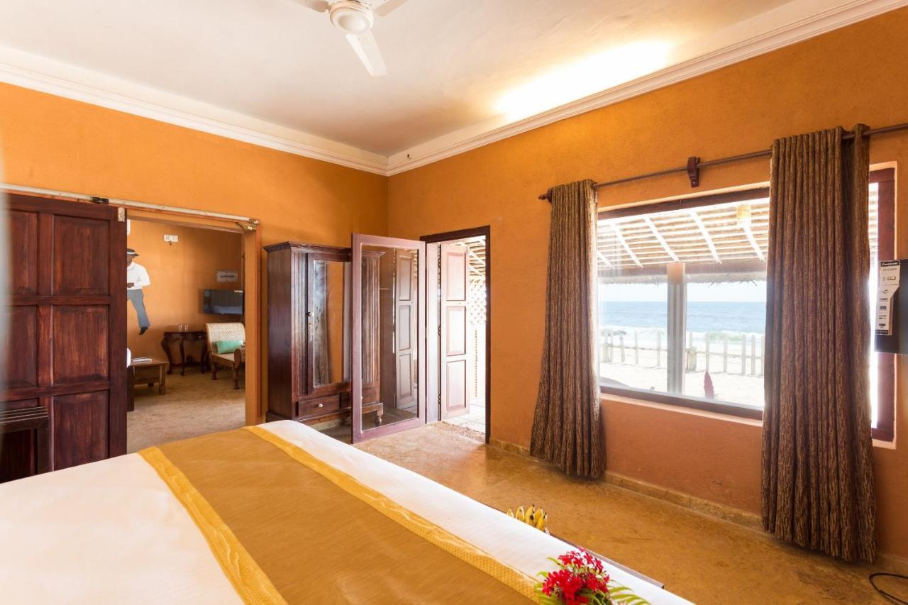 Azure Tides Marari Hotel Mararikulam Ngoại thất bức ảnh